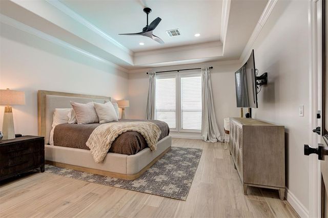 613 Stonemill Boulevard, Yukon, OK 73099