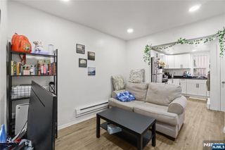 477 Mercer Street 1, Jersey City, NJ 07306