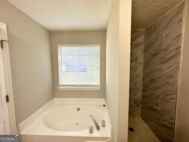210 Huntington Drive, Mcdonough, GA 30253