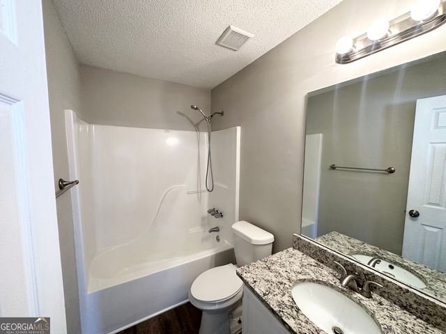 210 Huntington Drive, Mcdonough, GA 30253