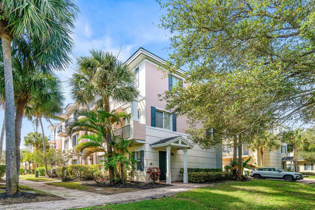 3830 NW 5th Terrace, Boca Raton, FL 33431