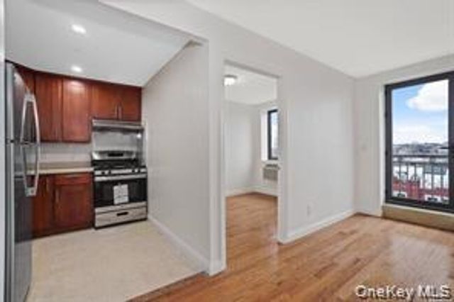 7026 Queens Boulevard 7C, Woodside, NY 11377