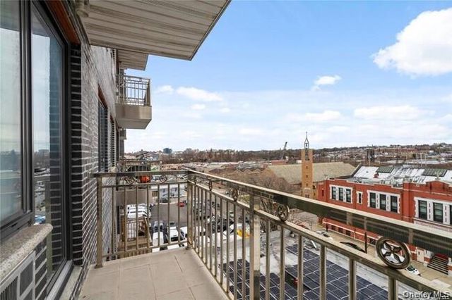 7026 Queens Boulevard 7C, Woodside, NY 11377