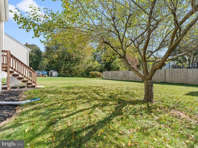 4 CHEROKEE TRL, Burlington, NJ 08016