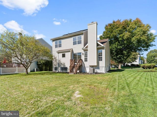 4 CHEROKEE TRL, Burlington, NJ 08016