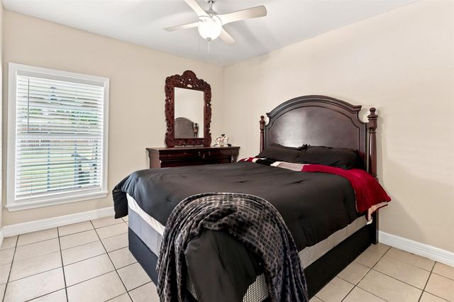 10810 Evangeline Drive, Houston, TX 77013