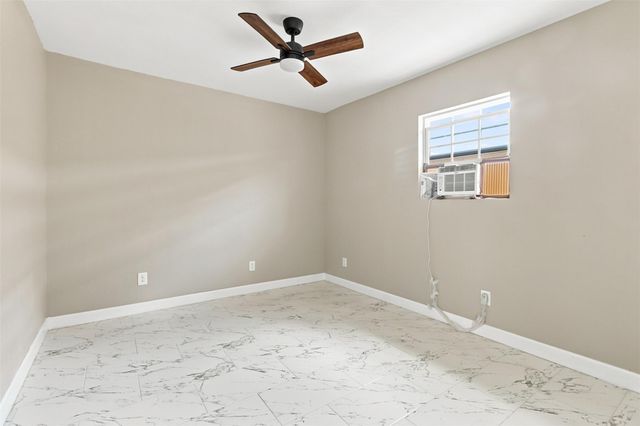 10810 Evangeline Drive, Houston, TX 77013