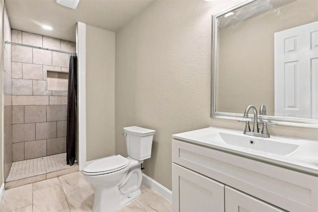 10810 Evangeline Drive, Houston, TX 77013