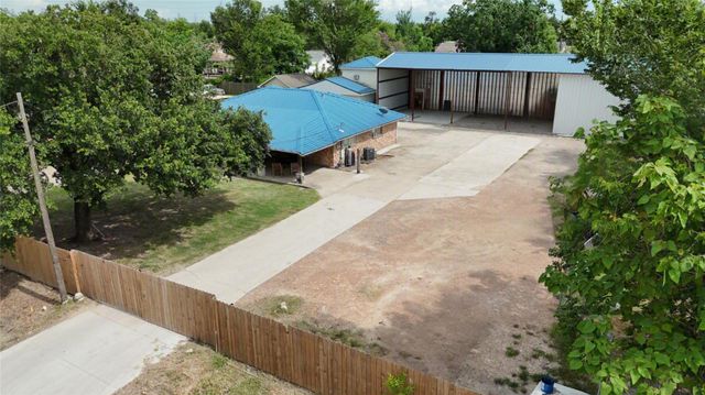 10810 Evangeline Drive, Houston, TX 77013