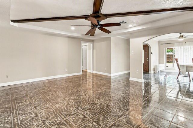10810 Evangeline Drive, Houston, TX 77013