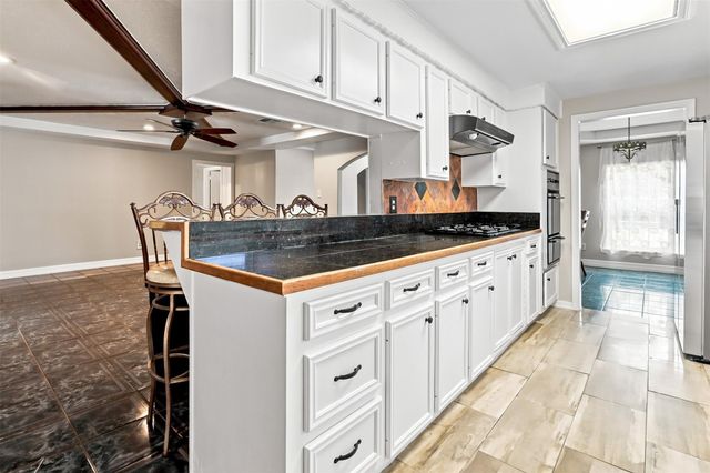 10810 Evangeline Drive, Houston, TX 77013