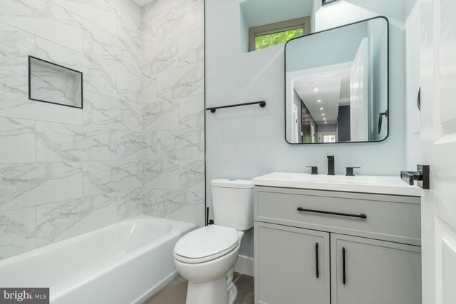 631 N PRESTON ST, Philadelphia, PA 19104