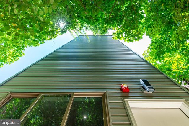 631 N PRESTON ST, Philadelphia, PA 19104