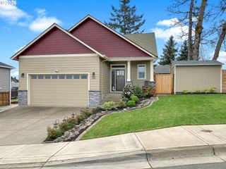 1786 AMMON St, Salem, OR 97304