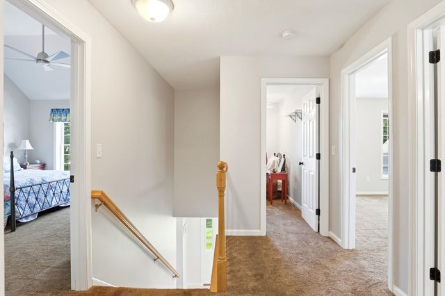 57 Lindsay Road, Hooksett, NH 03106