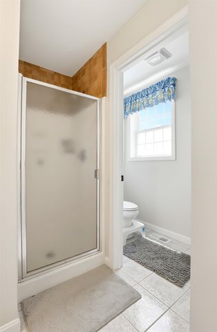 57 Lindsay Road, Hooksett, NH 03106