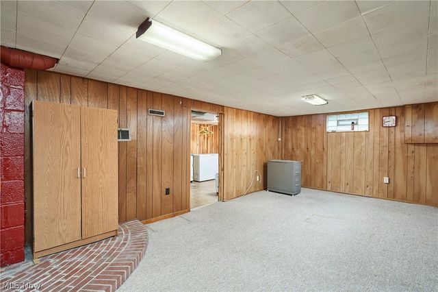 2491 8th Street, Cuyahoga Falls, OH 44221