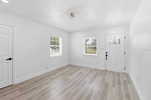 5345 AVON COURT, Orlando, FL 32807