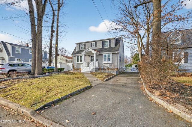 15 Mccoy Avenue, Metuchen, NJ 08840