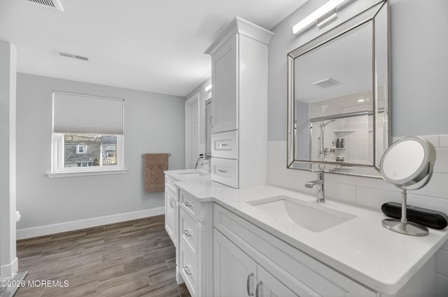 15 Mccoy Avenue, Metuchen, NJ 08840