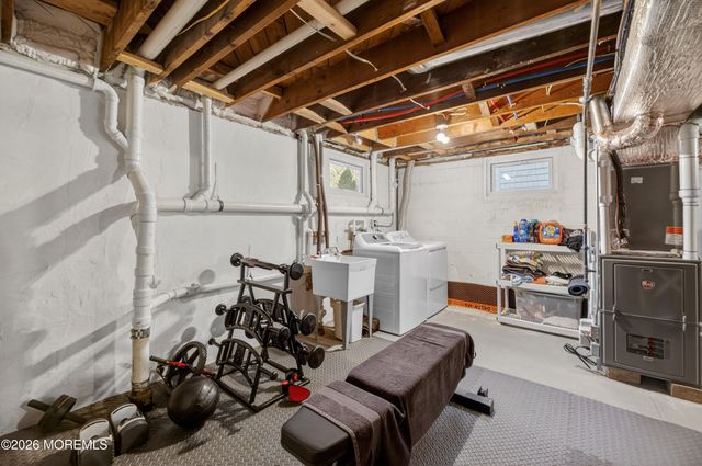 15 Mccoy Avenue, Metuchen, NJ 08840