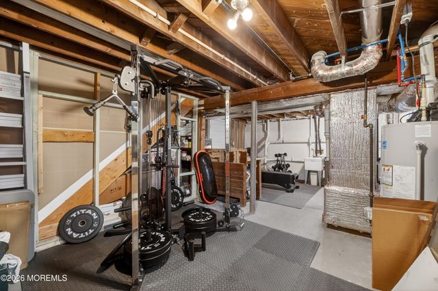 15 Mccoy Avenue, Metuchen, NJ 08840