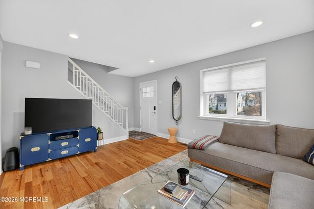 15 Mccoy Avenue, Metuchen, NJ 08840