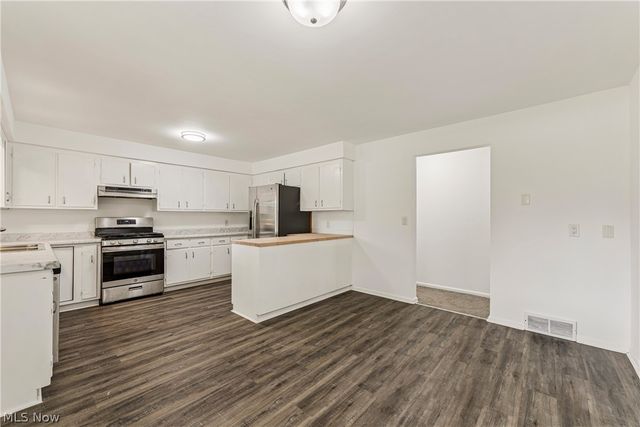 460 Long Street, Amherst, OH 44001