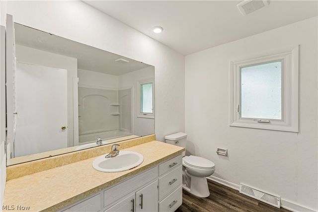 460 Long Street, Amherst, OH 44001