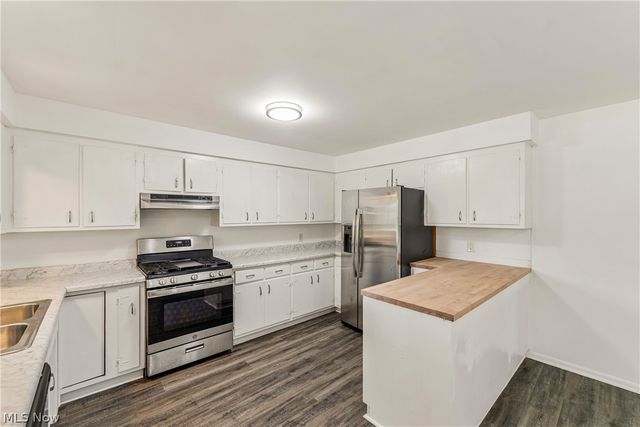 460 Long Street, Amherst, OH 44001