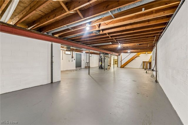 460 Long Street, Amherst, OH 44001
