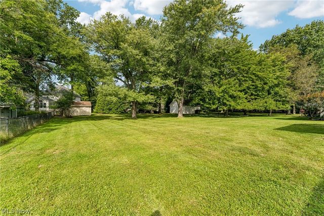 460 Long Street, Amherst, OH 44001