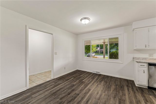 460 Long Street, Amherst, OH 44001