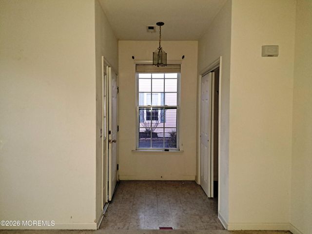 35 Fennel Court, Manchester, NJ 08759