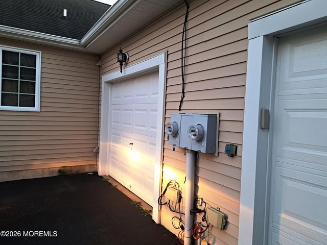 35 Fennel Court, Manchester, NJ 08759