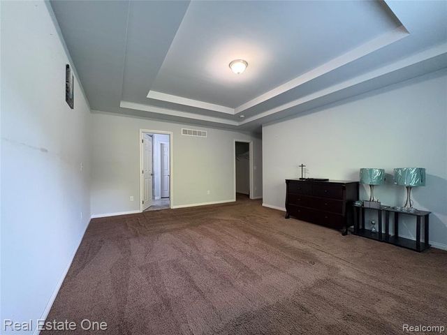 329 Beaver Run, Holly, MI 48442