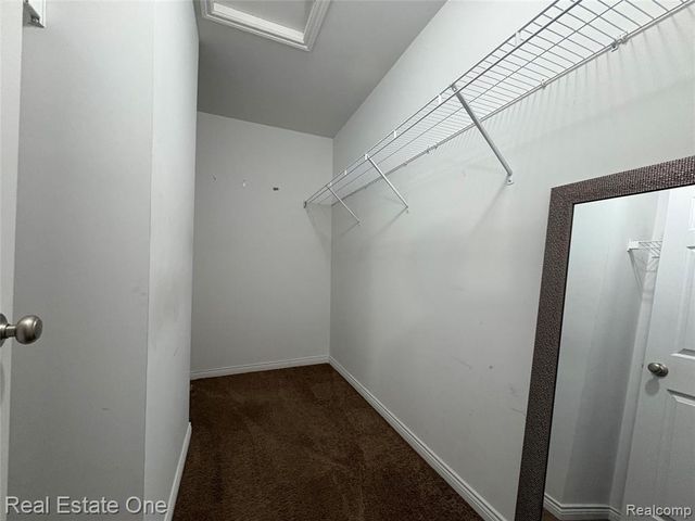 329 Beaver Run, Holly, MI 48442