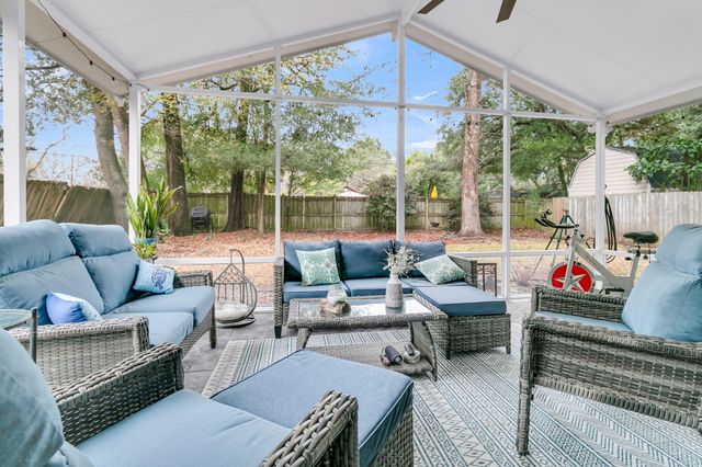 1415 Oaklanding Road, Mount Pleasant, SC 29464