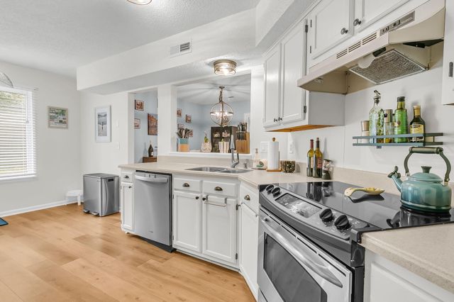 1415 Oaklanding Road, Mount Pleasant, SC 29464