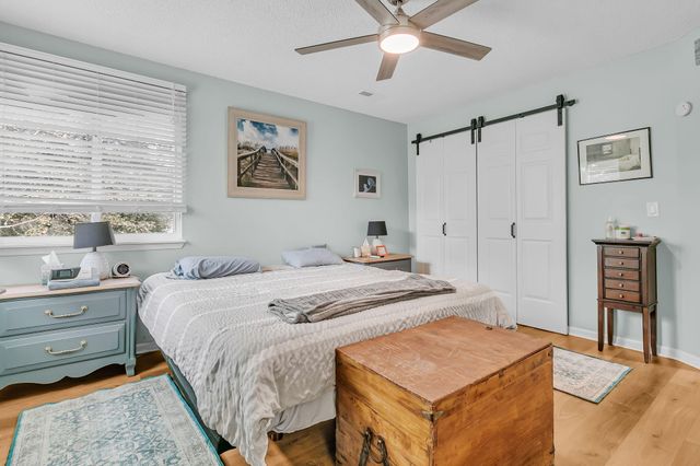 1415 Oaklanding Road, Mount Pleasant, SC 29464