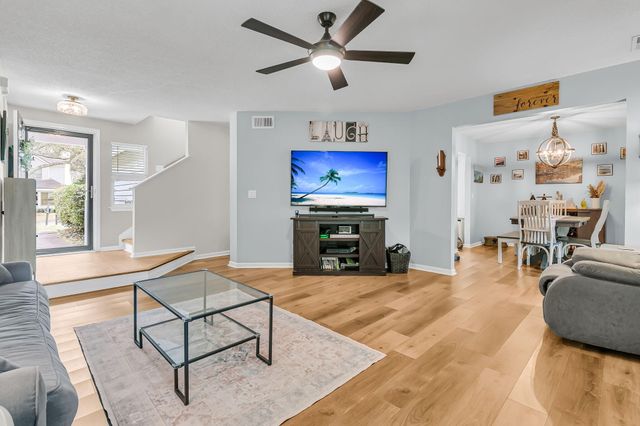 1415 Oaklanding Road, Mount Pleasant, SC 29464