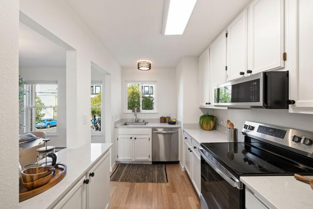 1218 Rhode Island Street 7, San Francisco, CA 94107