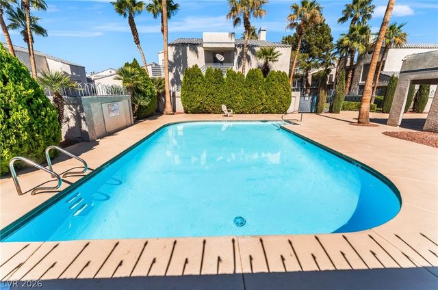 6250 West Flamingo Road 143, Las Vegas, NV 89103