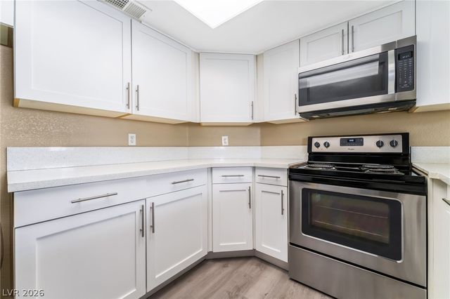 6250 West Flamingo Road 143, Las Vegas, NV 89103