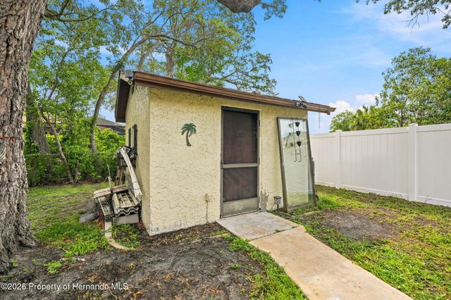 5431 Alderwood Street, Spring Hill, FL 34606