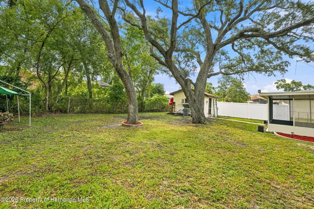 5431 Alderwood Street, Spring Hill, FL 34606