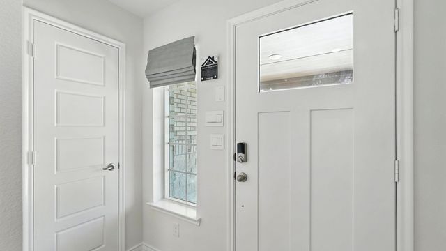 10420 Ambrose Drive, Aubrey, TX 76227