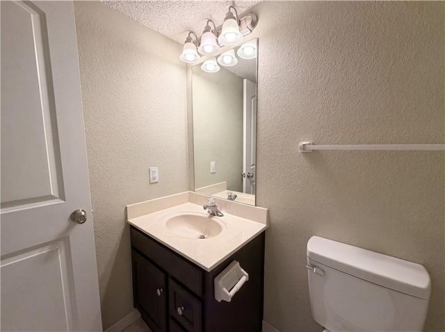 10559 E 46th Terrace, Kansas City, MO 64133