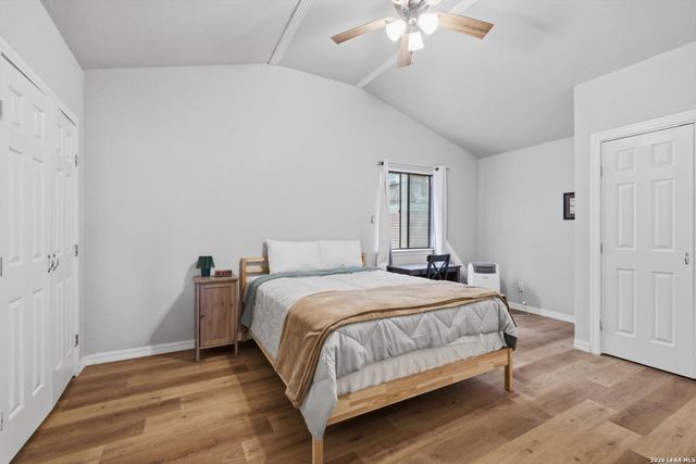 772 NW Pebble Beach Dr, Lakehills, TX 78063