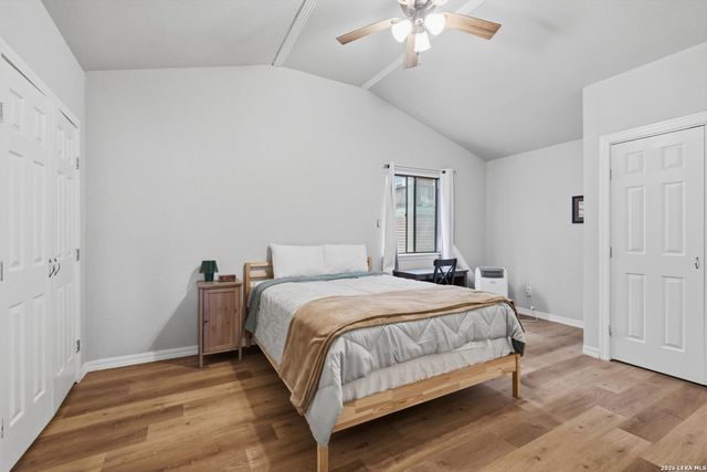 772 NW Pebble Beach Dr, Lakehills, TX 78063